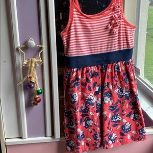 Girls dress